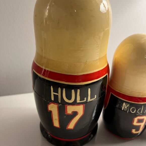 USAāHockeyāTeamāHandĀ PaintedāNestingāDolls - Picture 10 of 10